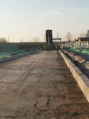 中國(guó)電建集團(tuán)山東電力管道工程有限公司 工程動(dòng)態(tài) 濟(jì)南新東站市政道路項(xiàng)目檀公西路水穩(wěn)攤鋪開(kāi)工