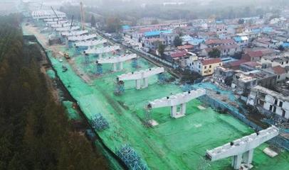 建設(shè)再提速!中建八二濟(jì)寧共青團(tuán)路北延高鐵連接線項(xiàng)目 完成主線蓋梁施工