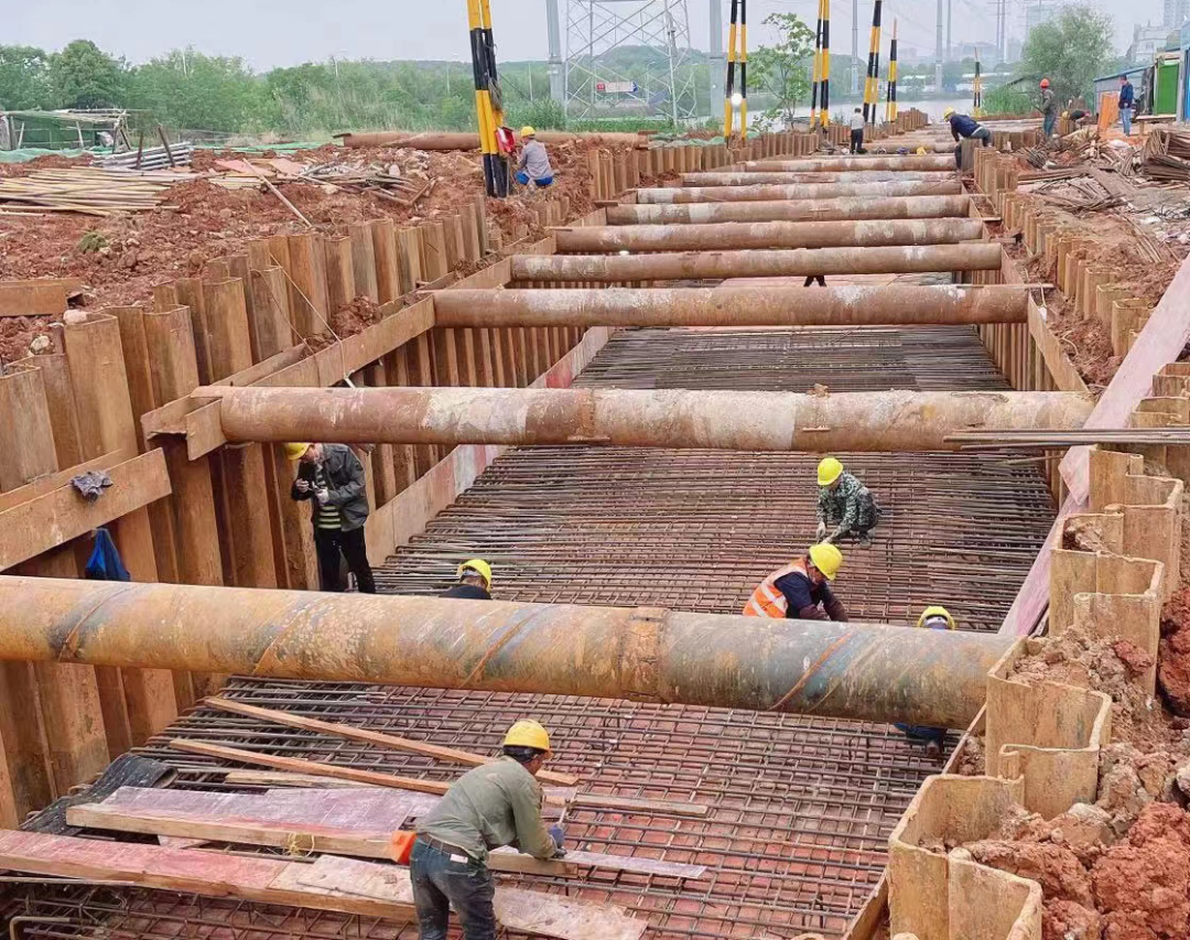 “五一”假期不停工!光谷建設人奮戰(zhàn)一線搶抓施工